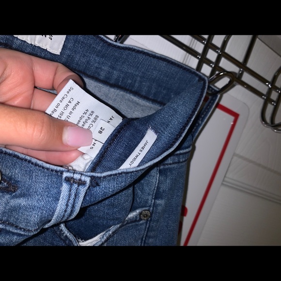 Jeans - Picture 2 of 3